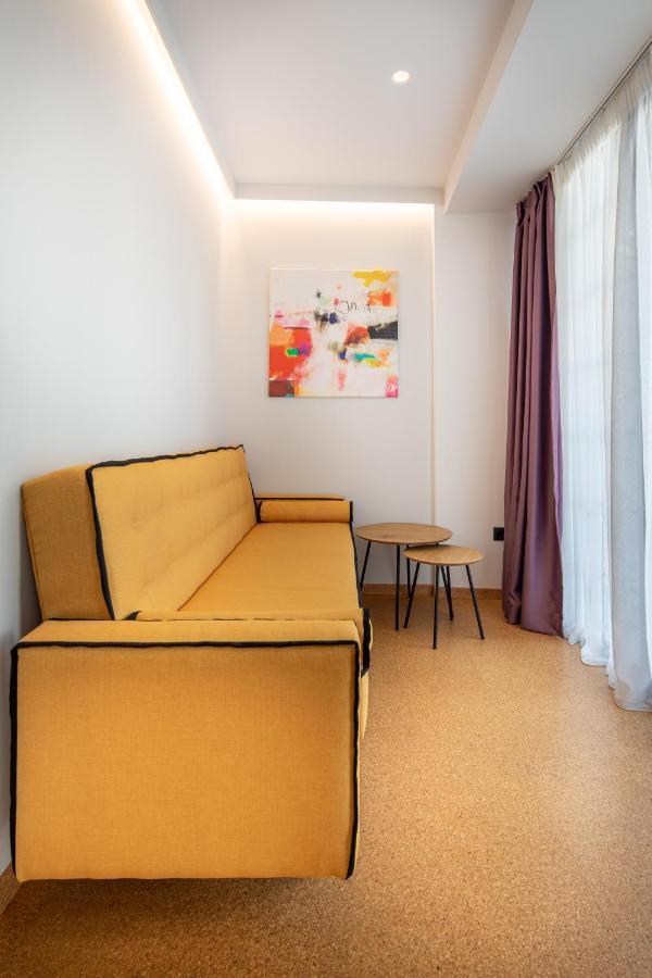 Parea Aparthotel