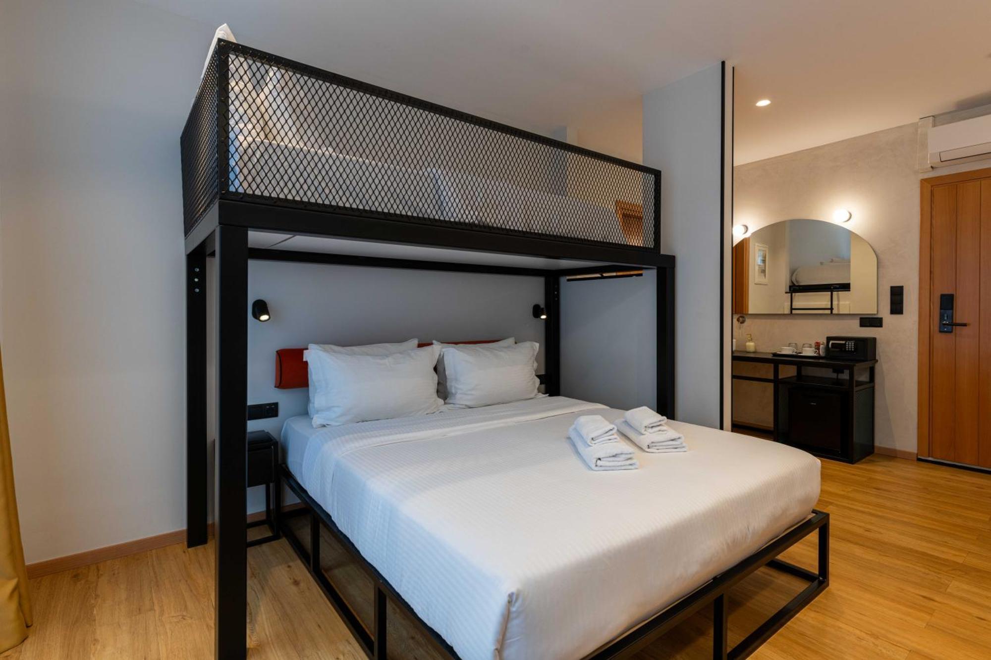 Parea Aparthotel